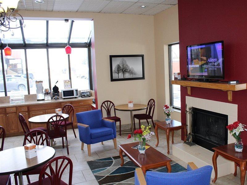Super 8 By Wyndham Perrysburg-Toledo Hotel Exterior photo